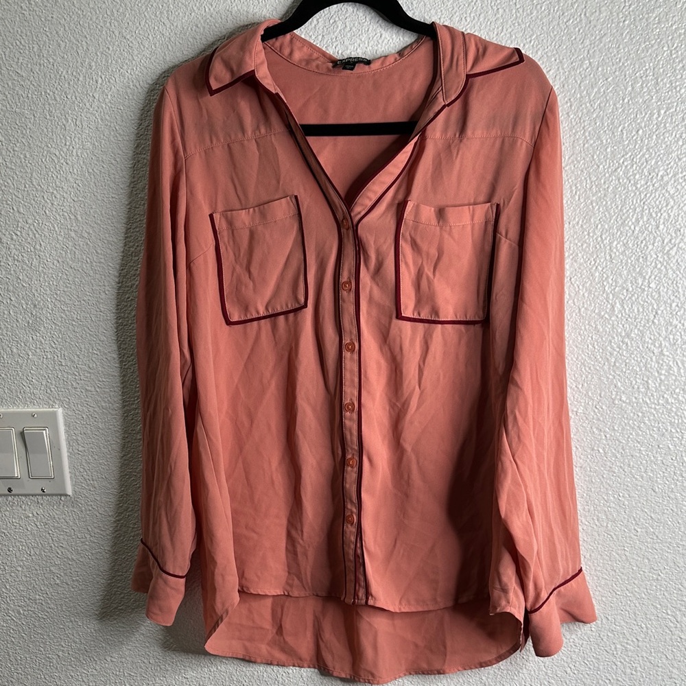 Express Women's Peach Button-Up Blouse size L
